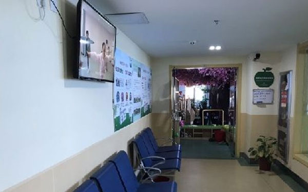 萍乡市妇女儿童医院儿童娱乐区的周边环境